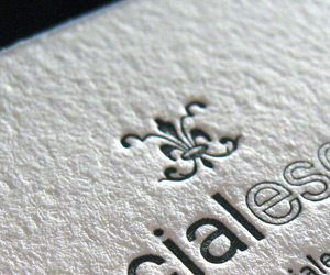 Socialesque's Minimalist Business Card